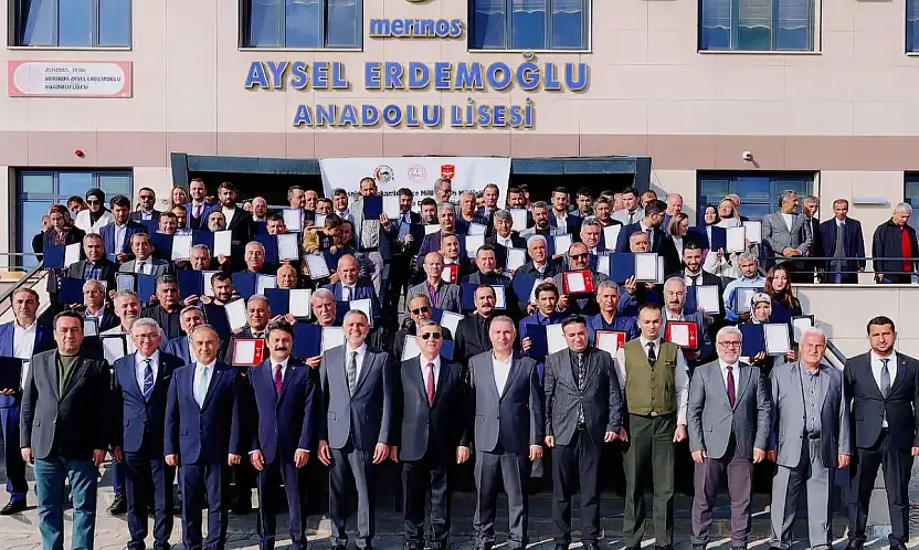 TSKGV Tarafından Besni'de 108 Okula Madalya Beratı ve Teşekkür Belgesi verildi