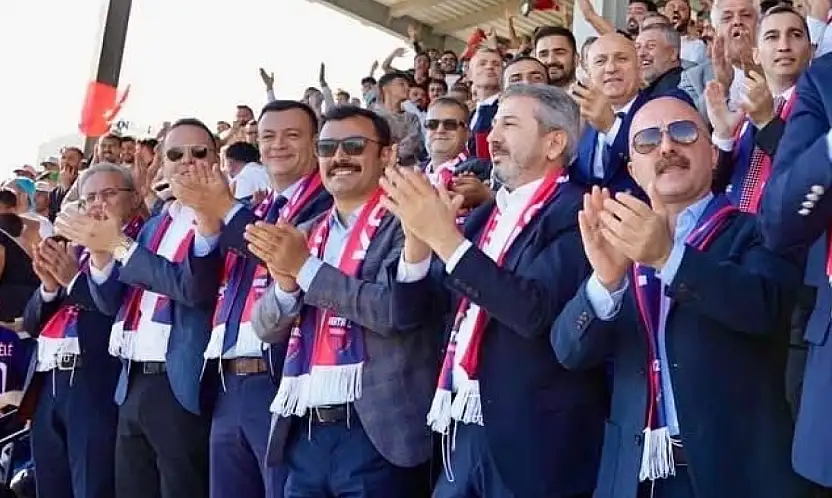 Vali Varol Kahta 02 Kulübünü tebrik etti