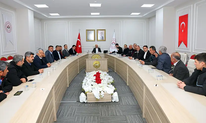 Vali Varol, Köy Muhtarlarıyla Bir Araya Geldi