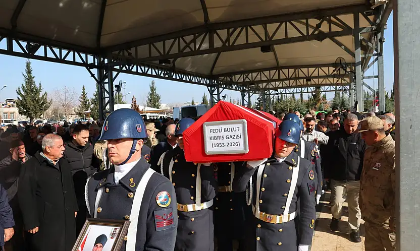 Vefat eden Kıbrıs Gazisi dualarla son yolculuğuna uğurlandı