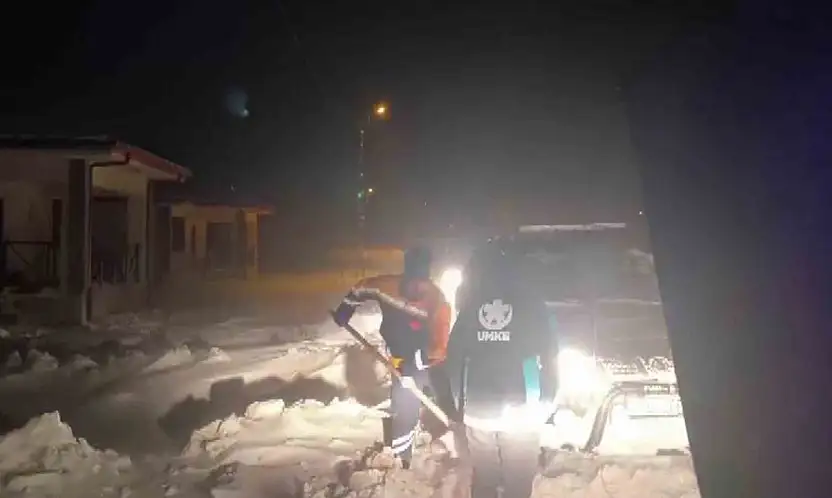 Yoğun tipide hasta kurtarma mücadelesi