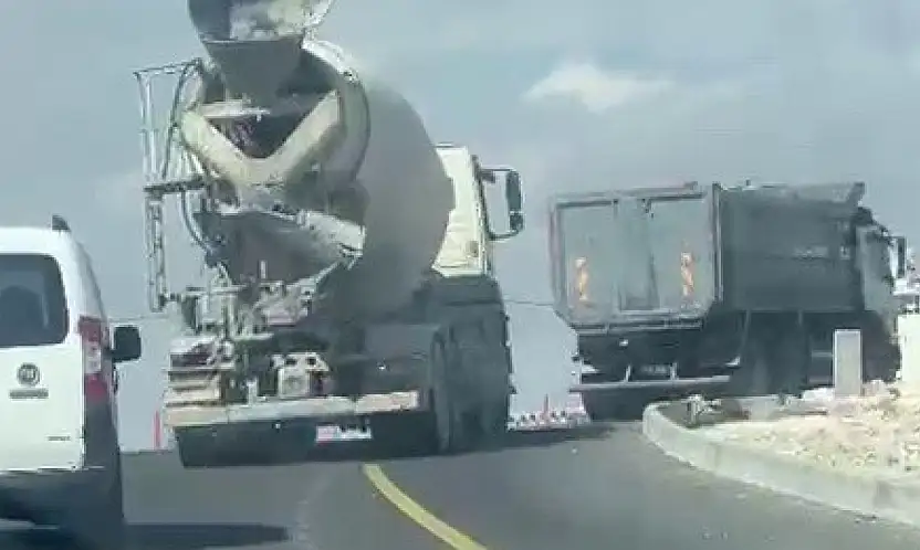 Yola beton dökerek ilerledi