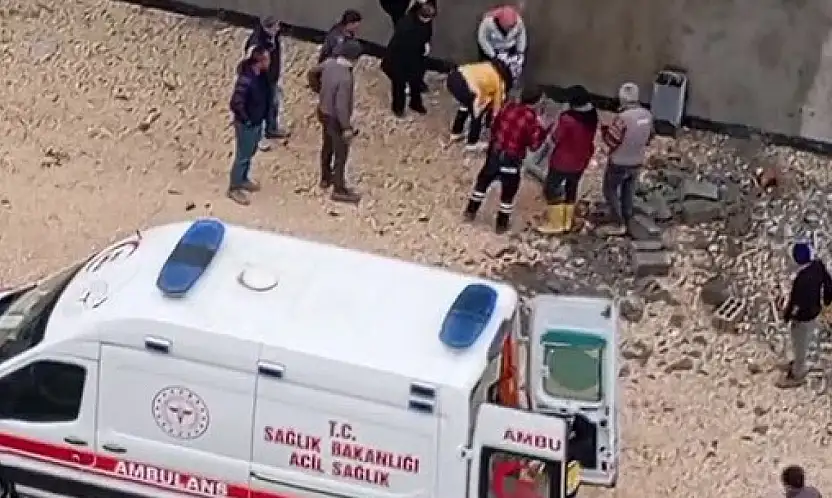 Yüksekten düşen inşaat işçisi yaralandı